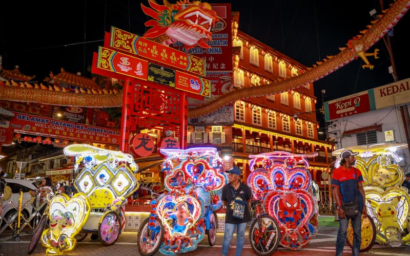 listing card gallery