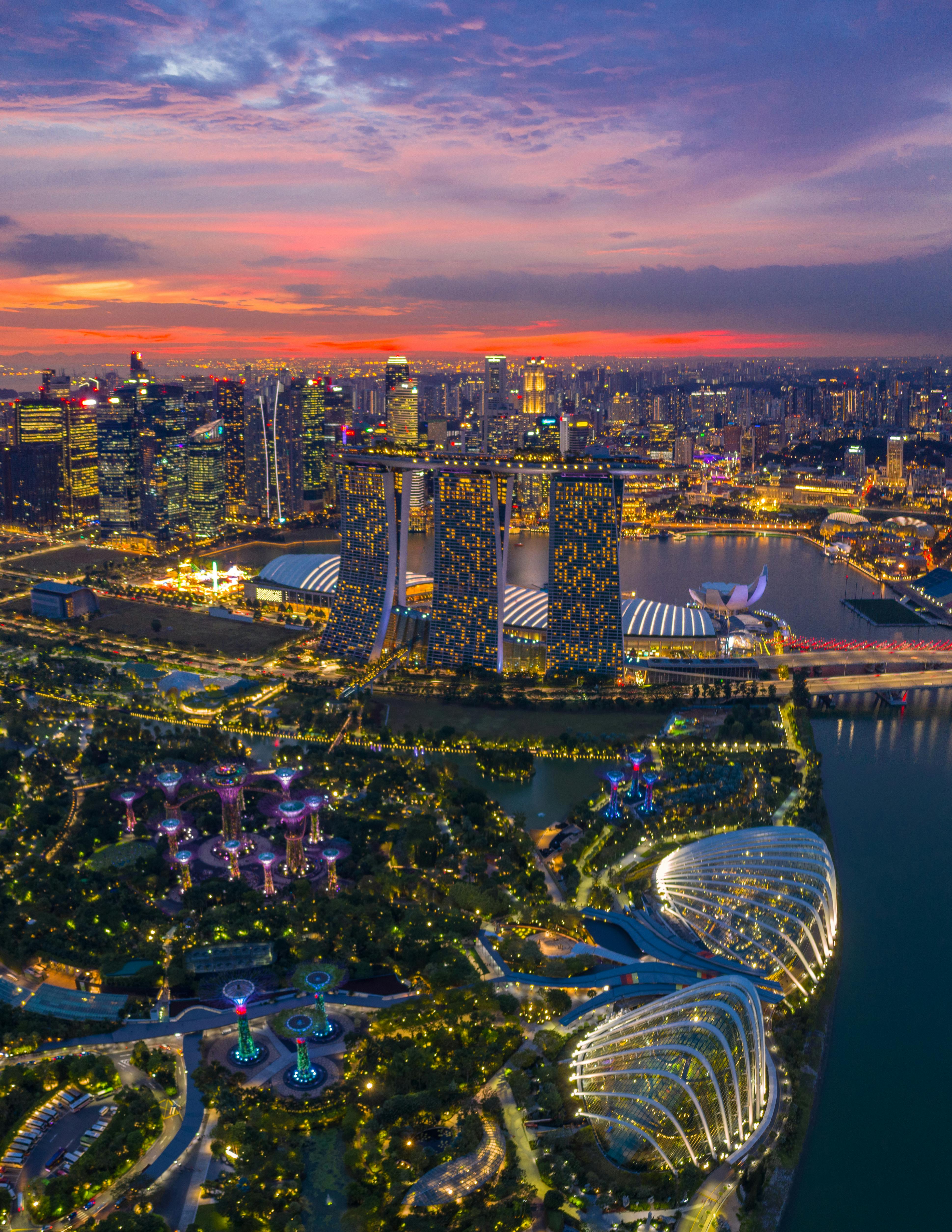 Book all-inclusive travel packages to Singapore